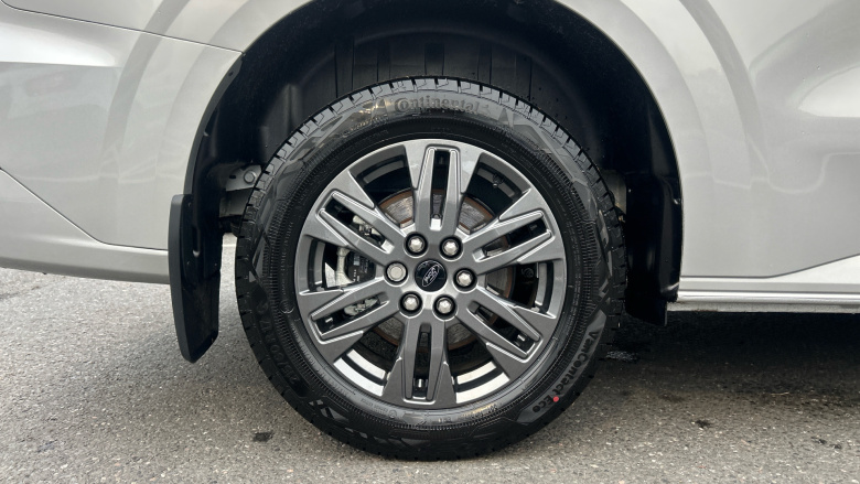 Ford Tourneo Custom 340 L2 Petrol Fwd 2.5 PHEV 232ps H1 Titanium 8 seater Auto